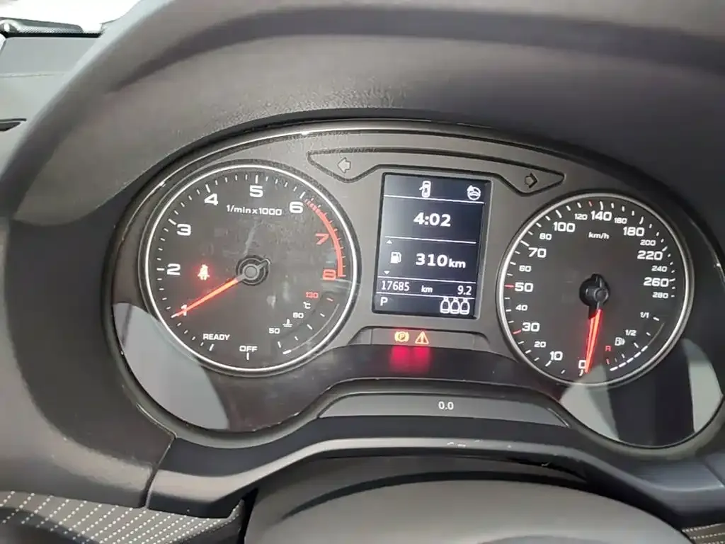 Audi Q2L 35TFSI Fashion Sport 2024 — фото 12