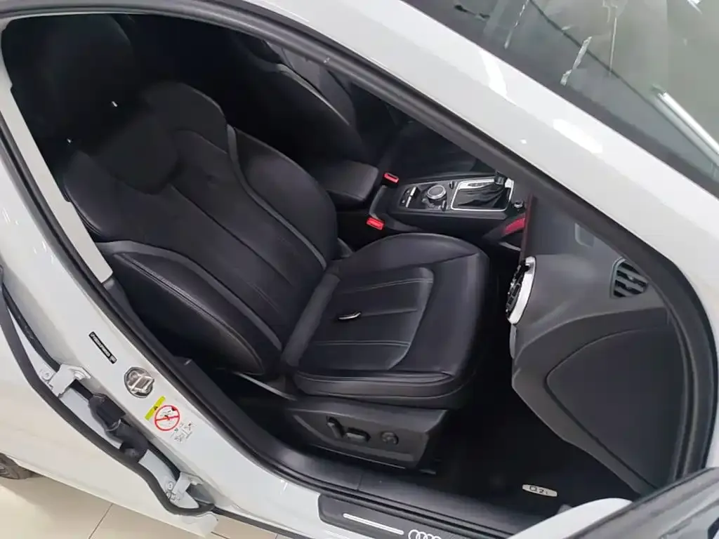 Audi Q2L 35TFSI Fashion Sport 2024 — фото 25