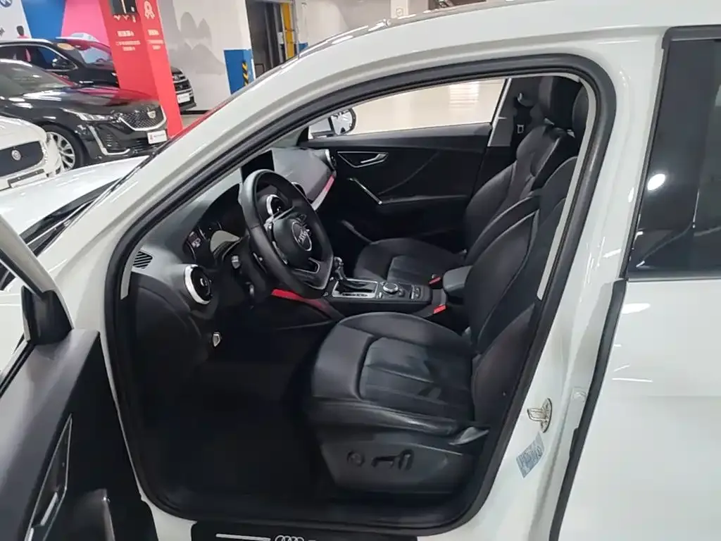 Audi Q2L 35TFSI Fashion Sport 2024 — фото 15