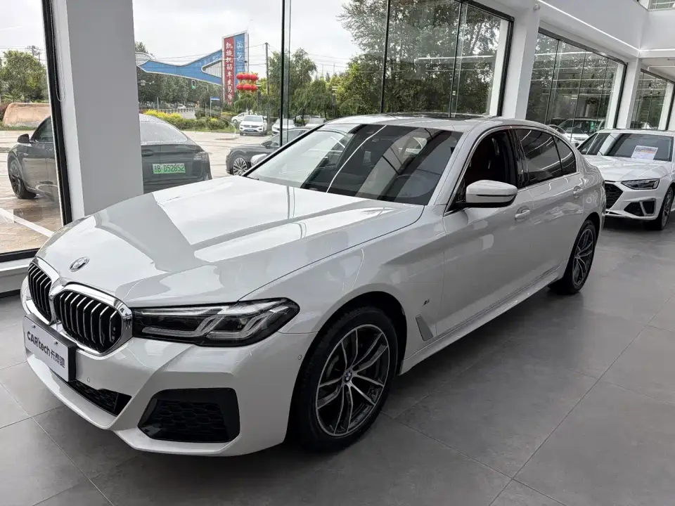 BMW 5 Series 525Li M Sport Package 2022