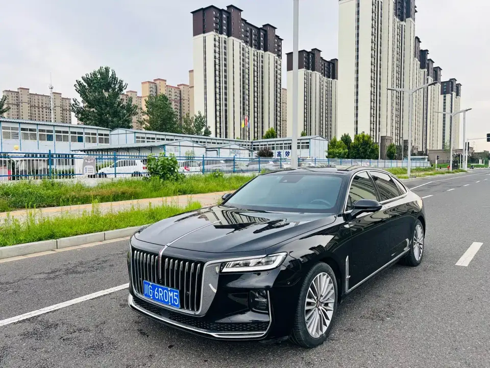 Hongqi H9 2.0T Smart Connect Flag Smooth Edition 2022