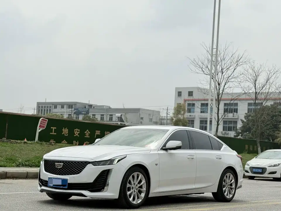 Cadillac CT5 28T Luxury Edition 2022