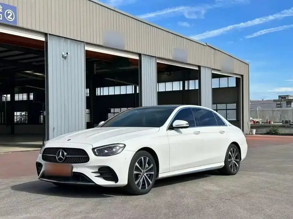 Mercedes-Benz E-Class New Energy E 350 e L Plug-in Hybrid Sport Sedan 2022