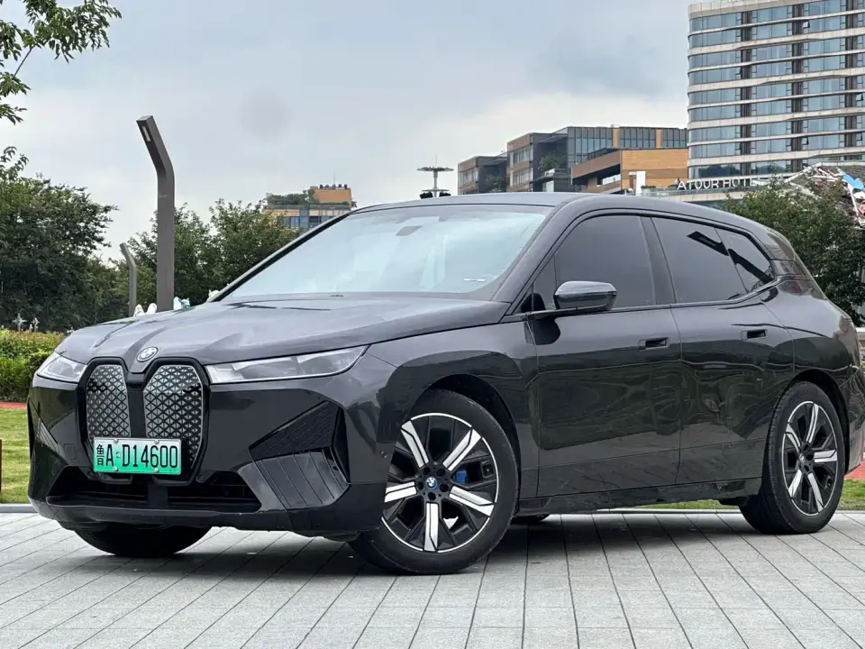 BMW iX xDrive40 2023