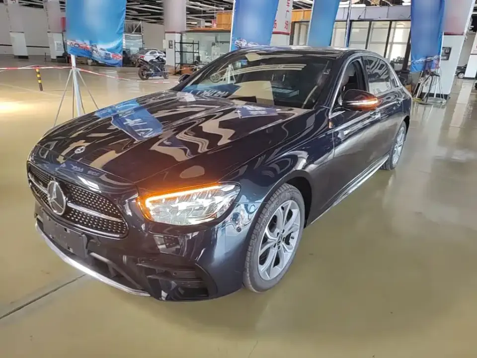 Mercedes-Benz E-Class Model Facelift III E 300 L Sport Fashion 2022