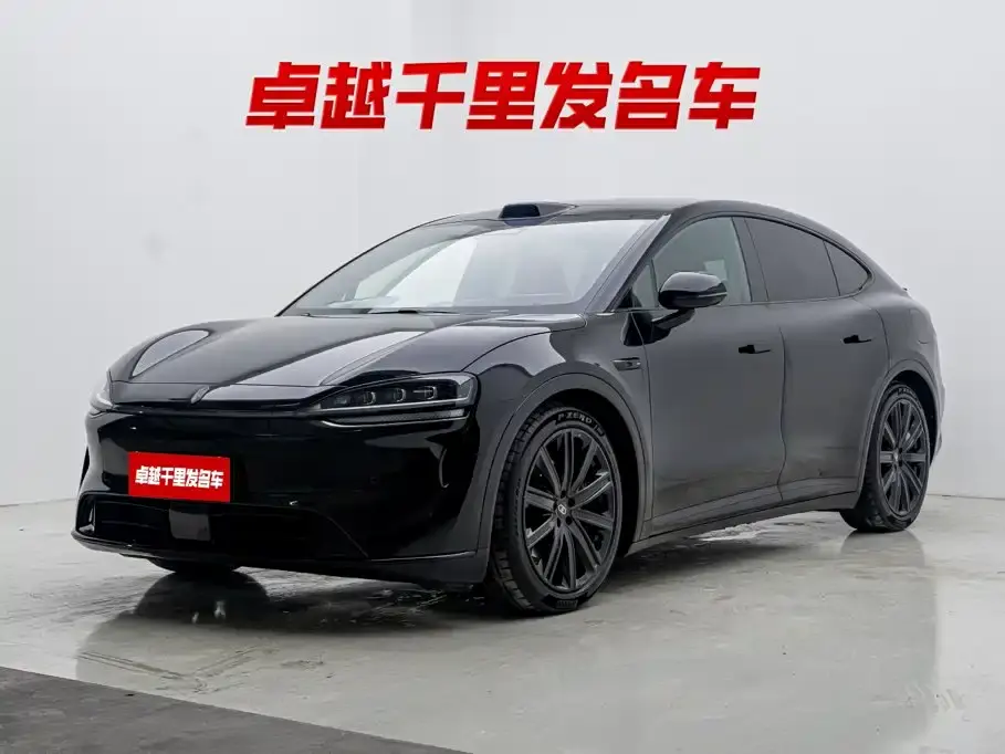 Zhijie Luxeed R7 All-electric UItra 2025