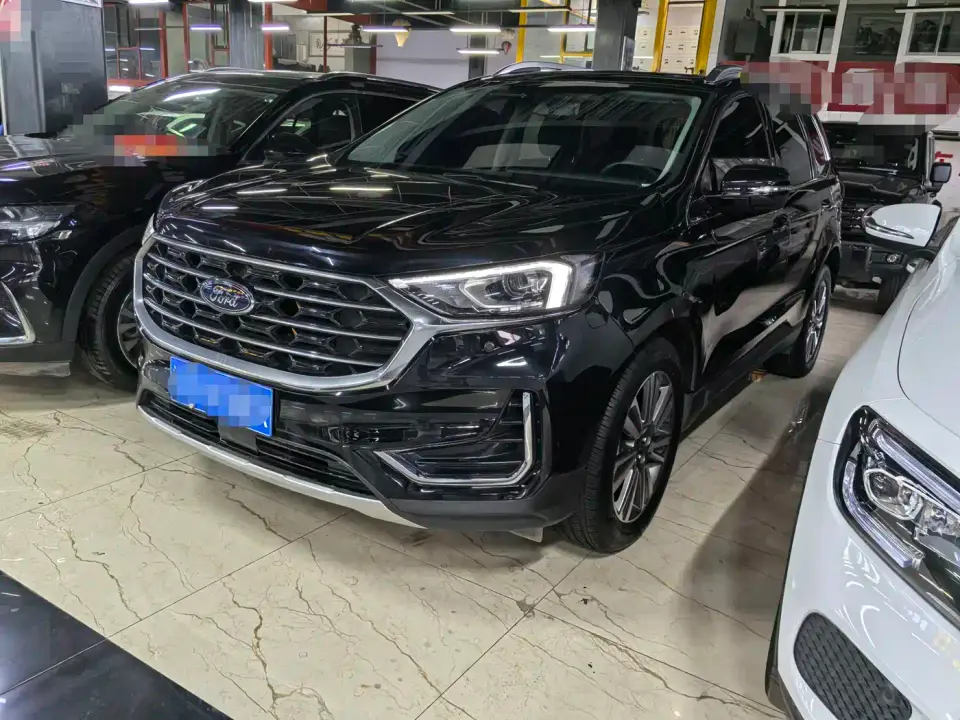 Ford Edge PLUS EcoBoost 245 AWD Platinum Sharp 7-Seater 2022