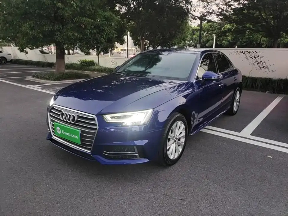 Audi A4L 30th Anniversary 40 TFSI Progressive 2019