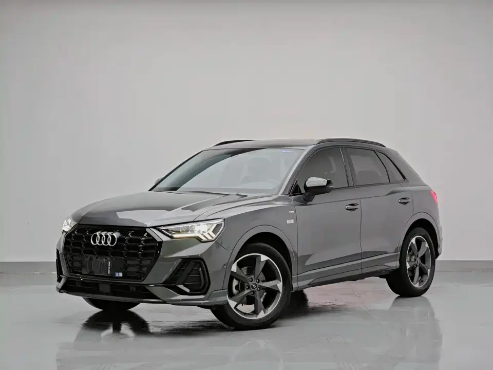 Audi Q3 35 TFSI Fashion Dynamic (1.4T) 2023