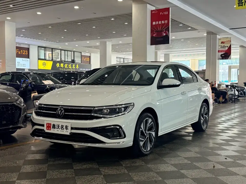 Volkswagen Bora 200TSI DSG Joy Ride PRO Edition 2024