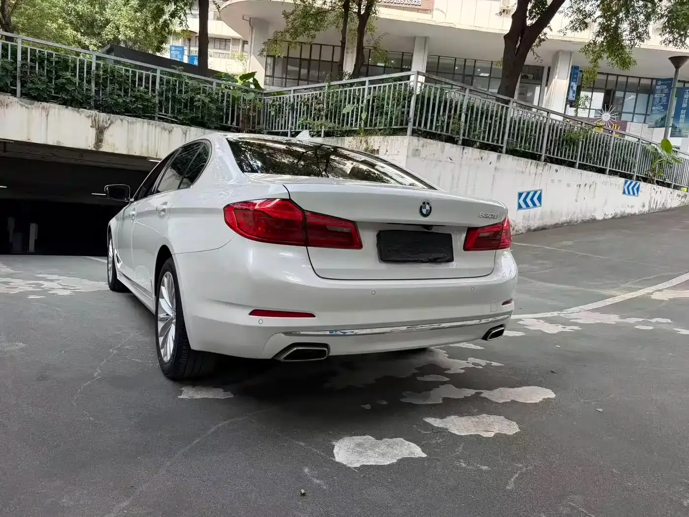BMW 5 Series 530Li Leading Luxury Package 2020 — фото 20