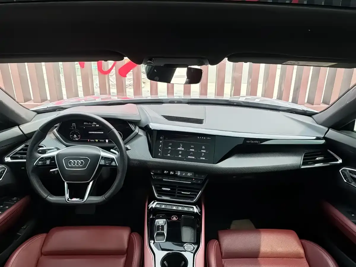 Audi e-tron GT Base Model 2024 — фото 12