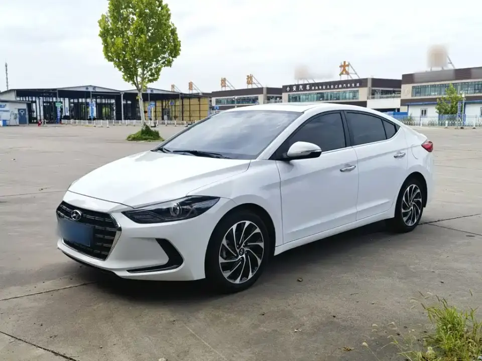 Hyundai Elantra 1.5L CVT Smart Style·Elite 2020