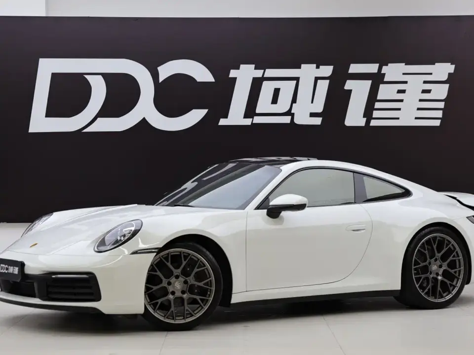 Porsche 911 Carrera 3.0T 2021