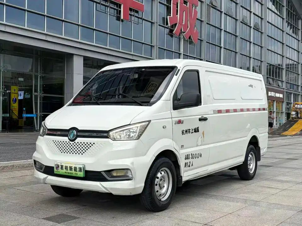 Dongfeng Yufeng Yufeng EM26 Standard Edition 41.472kWh Henan Lithium 2023