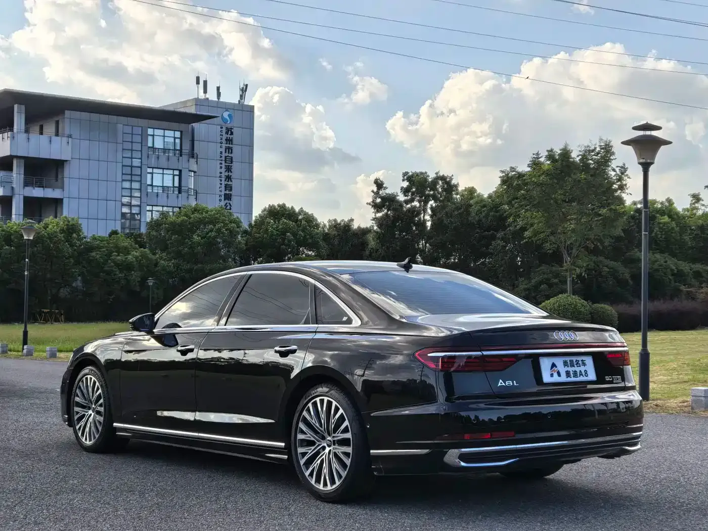 Audi A8 Model A8L 50 TFSI quattro Premium Selection 2024 — фото 14