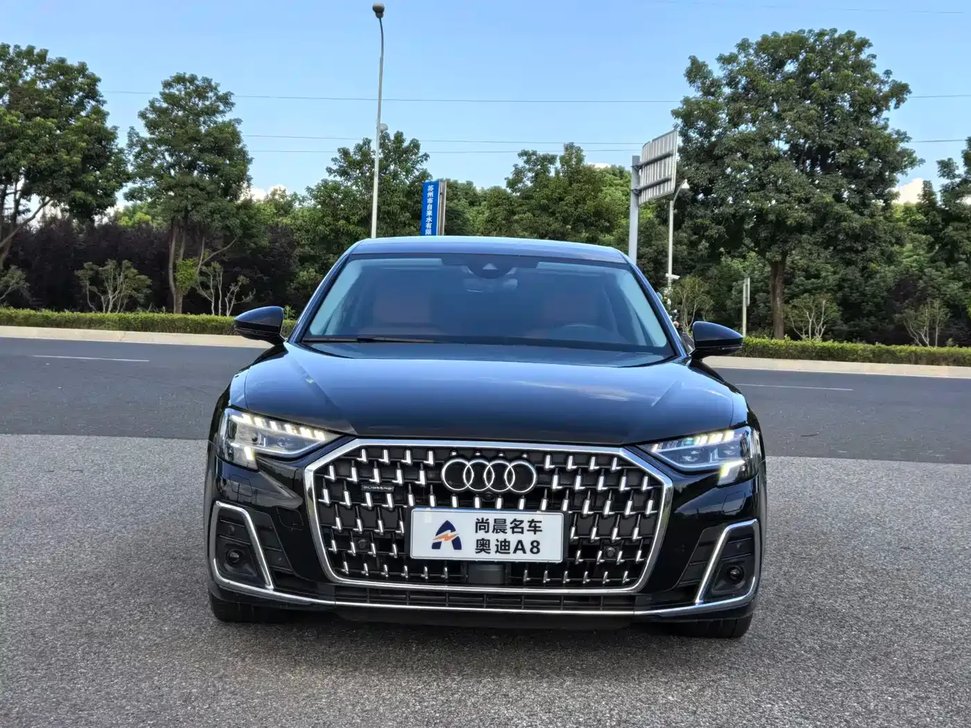 Audi A8 Model A8L 50 TFSI quattro Premium Selection 2024 — фото 2