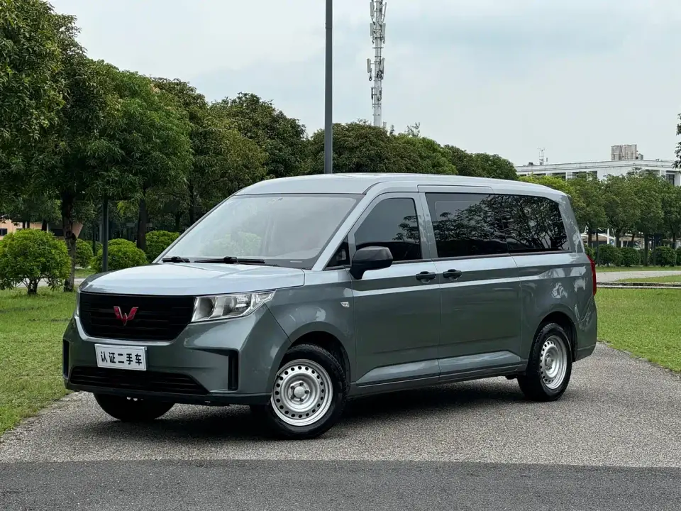 Wuling Motors Wuling Journey Model 1.5T Manual Comfort 2022