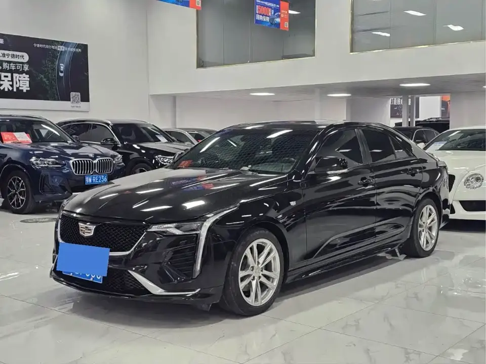 Cadillac CT4 28T Fashion Style 2023