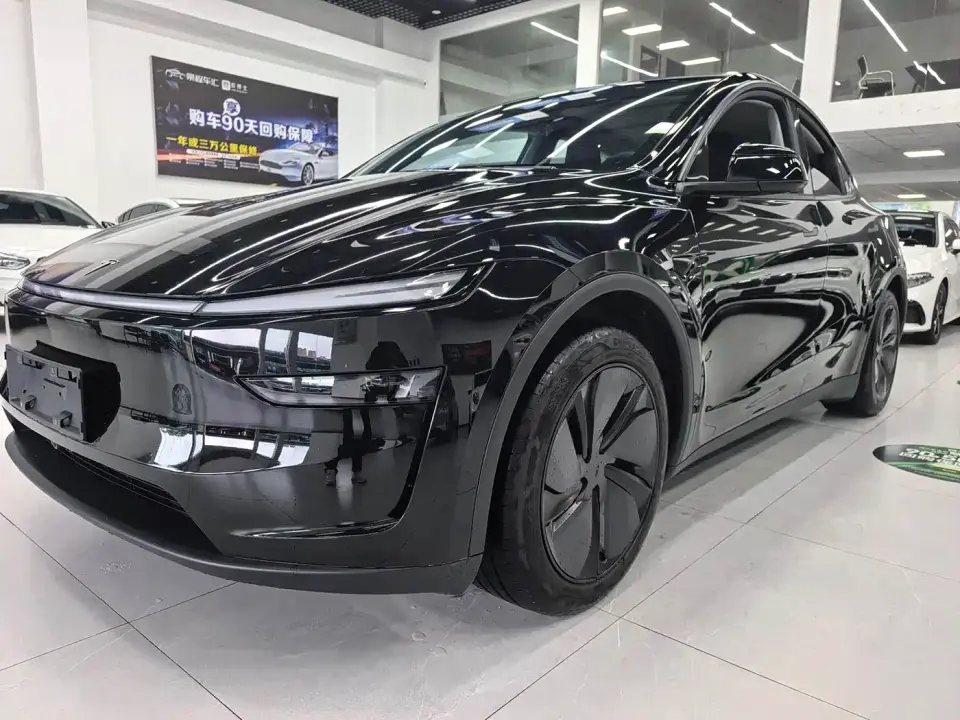 Tesla Model Y Rear-Wheel Drive 2025