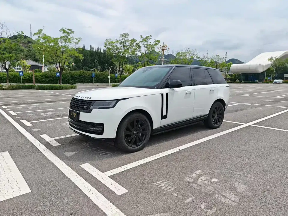Land Rover Range Rover 3.0 L6 360PS Golden Age Edition 2024