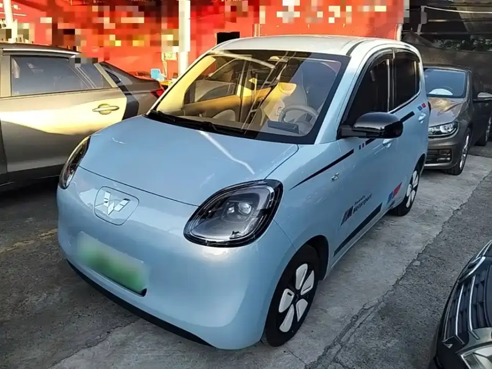 Wuling Motors Hongguang MINIEV 4-Door Advanced 2025