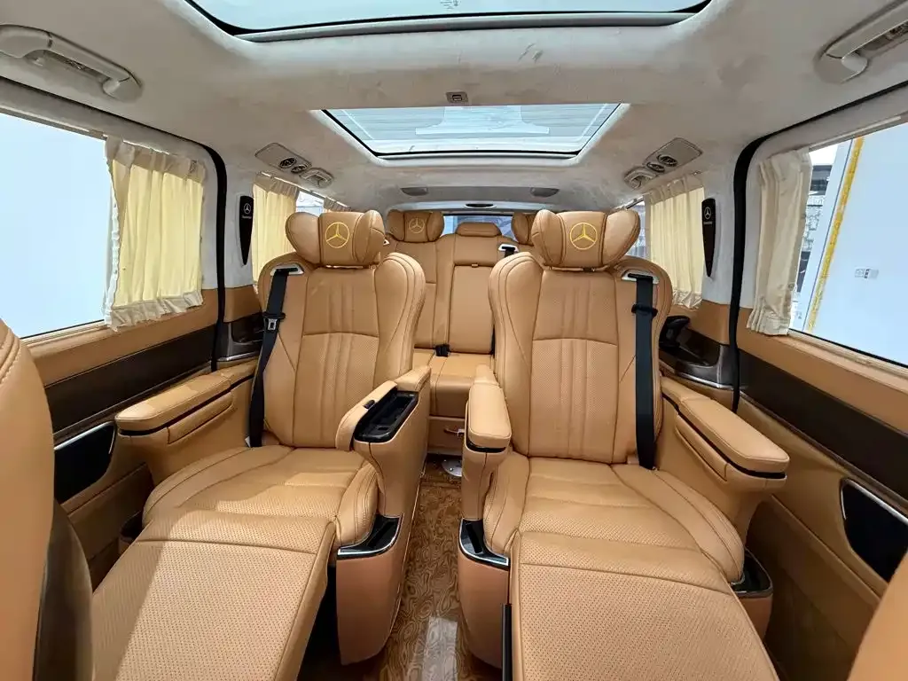 Mercedes-Benz V-Class Model V 260 L Long Wheelbase Luxury 2021 — фото 25