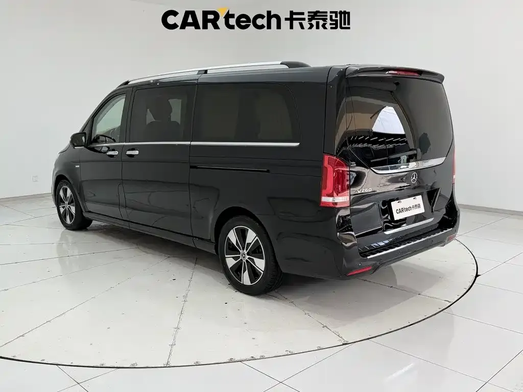 Mercedes-Benz V-Class Model V 260 L Long Wheelbase Luxury 2021 — фото 7