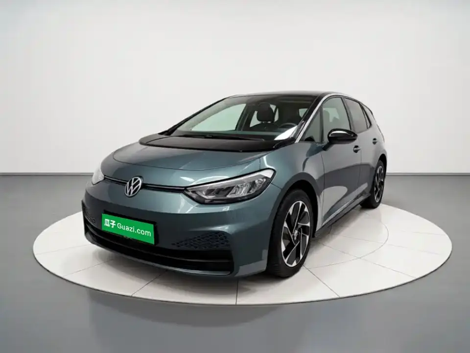 Volkswagen ID.3 Smart Outstanding Edition 2025