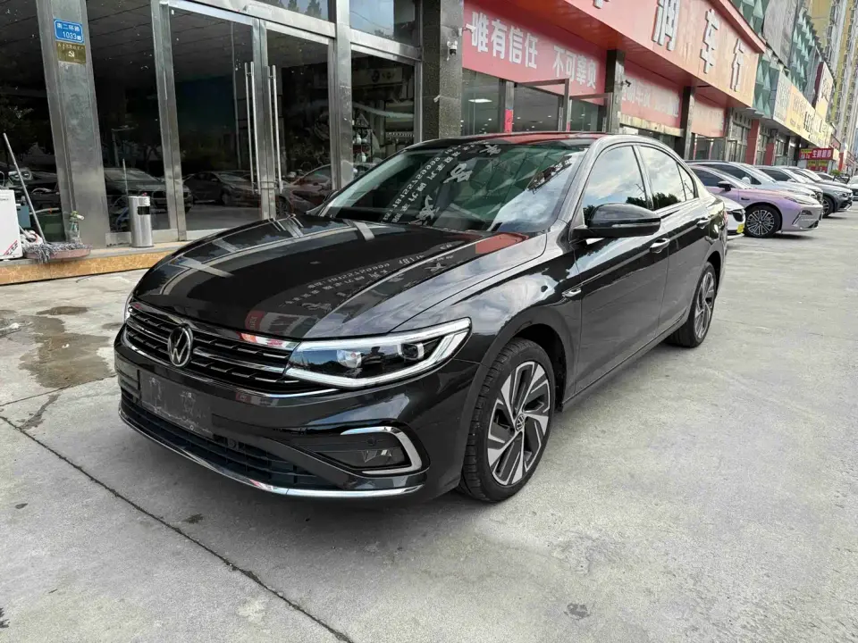 Volkswagen Bora 300TSI DSG Premium Edition 2023