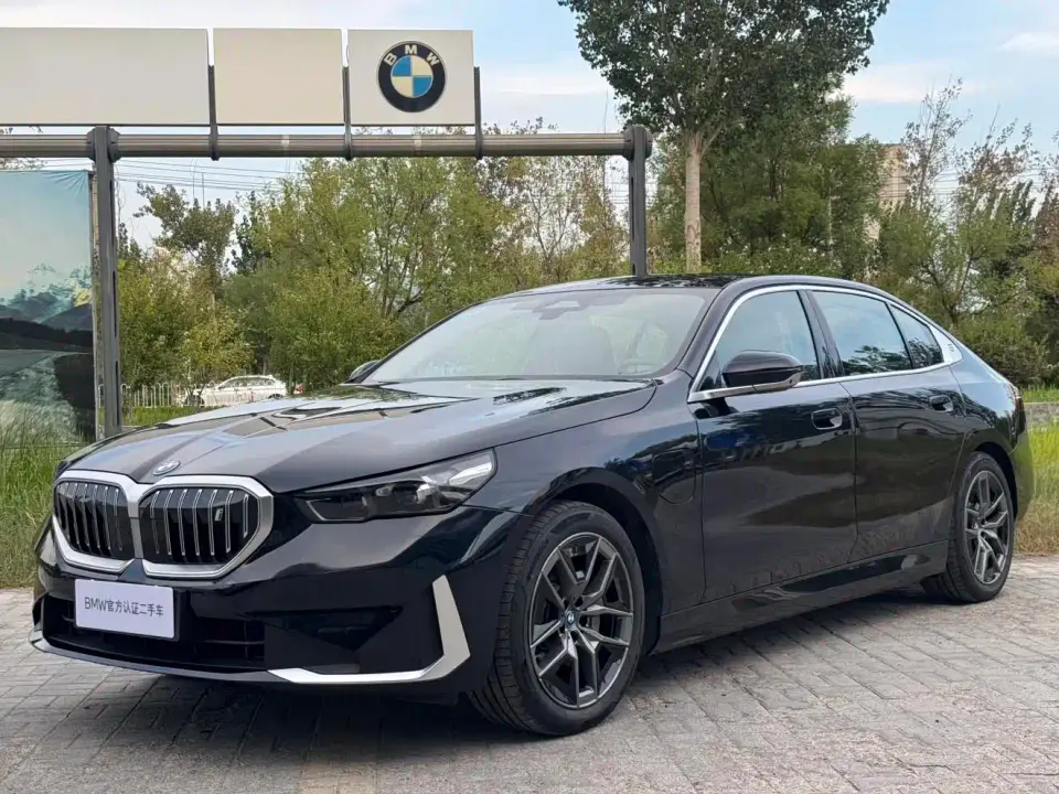 BMW i5 eDrive 35L Premium Luxury Package 2026