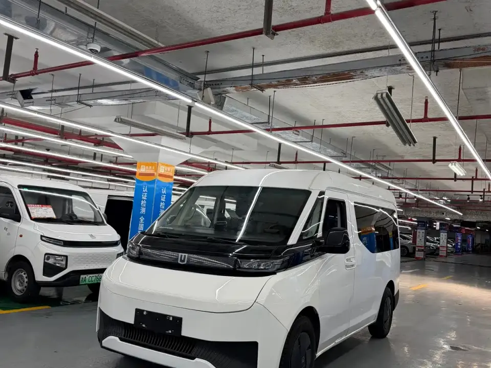 Yuan Cheng Farizon Super VAN Model Smart Wealth Edition Short Wheelbase Medium Roof 83kWh 2024