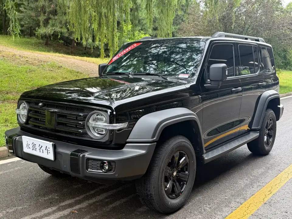 Tank 300 Model 2.0T Challenger 2025