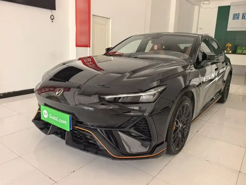 Changan UNI-V 2.0T Sport Version 2025