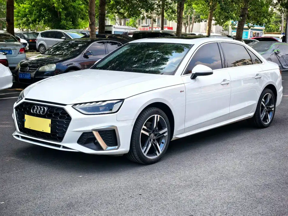 Audi A4L 40 TFSI Luxury Dynamic 2021