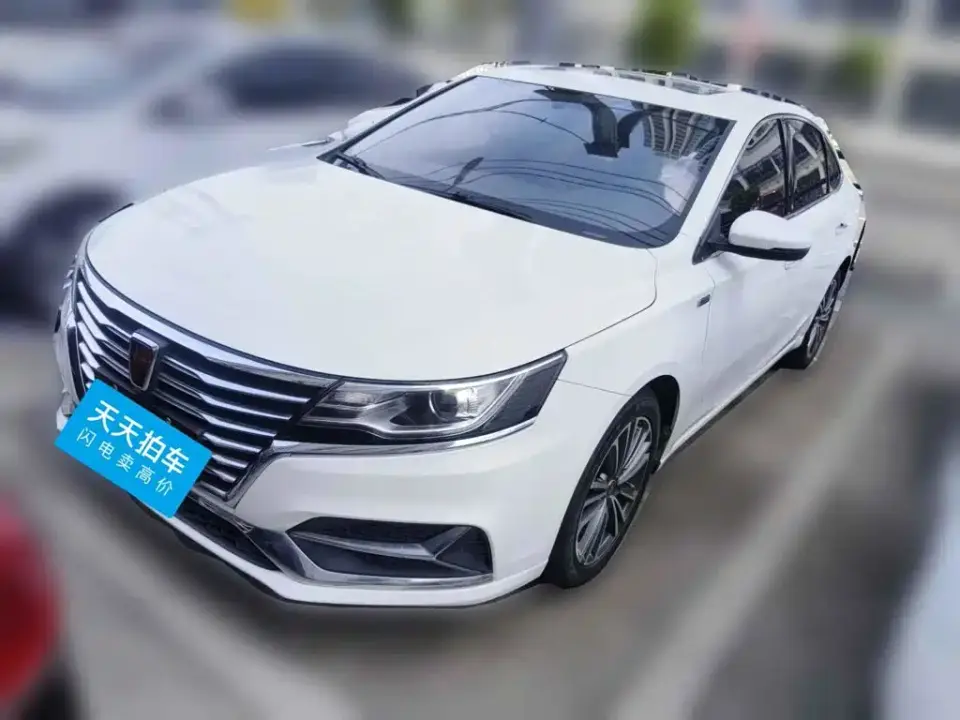 Roewe i6 PLUS 1.6L Manual 4G Connected Glory Flagship Edition 2019