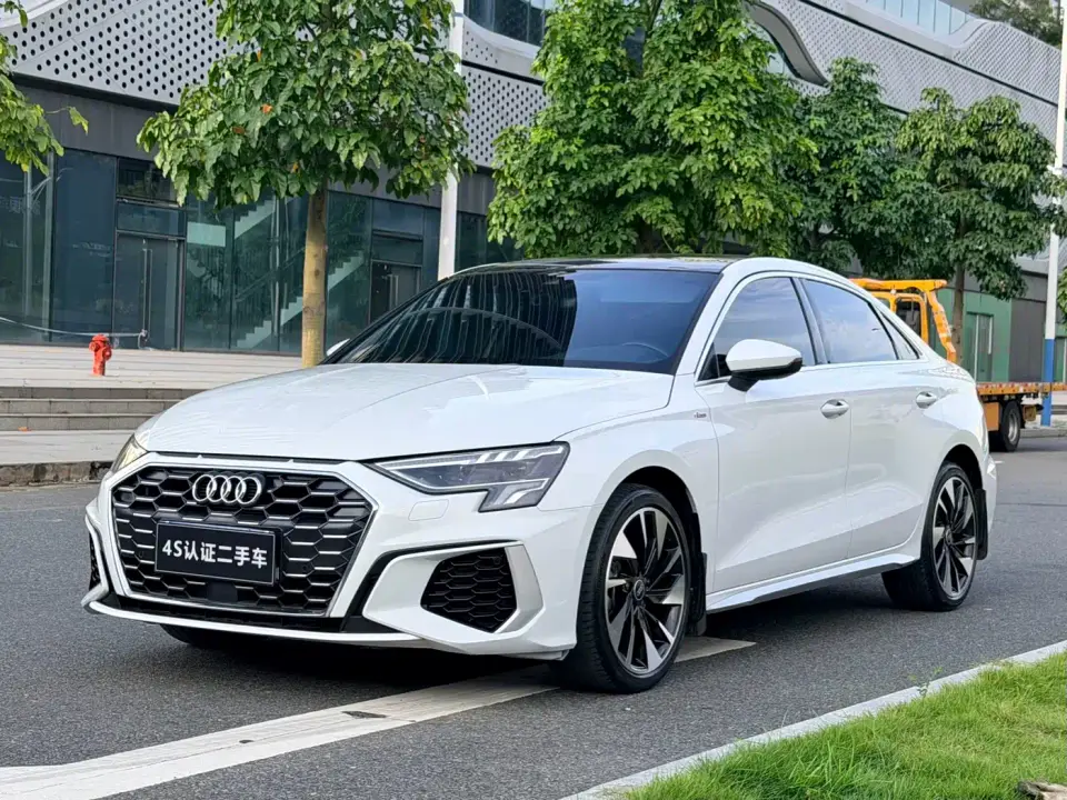 Audi A3 A3L Limousine 35 TFSI Style Sport 2022