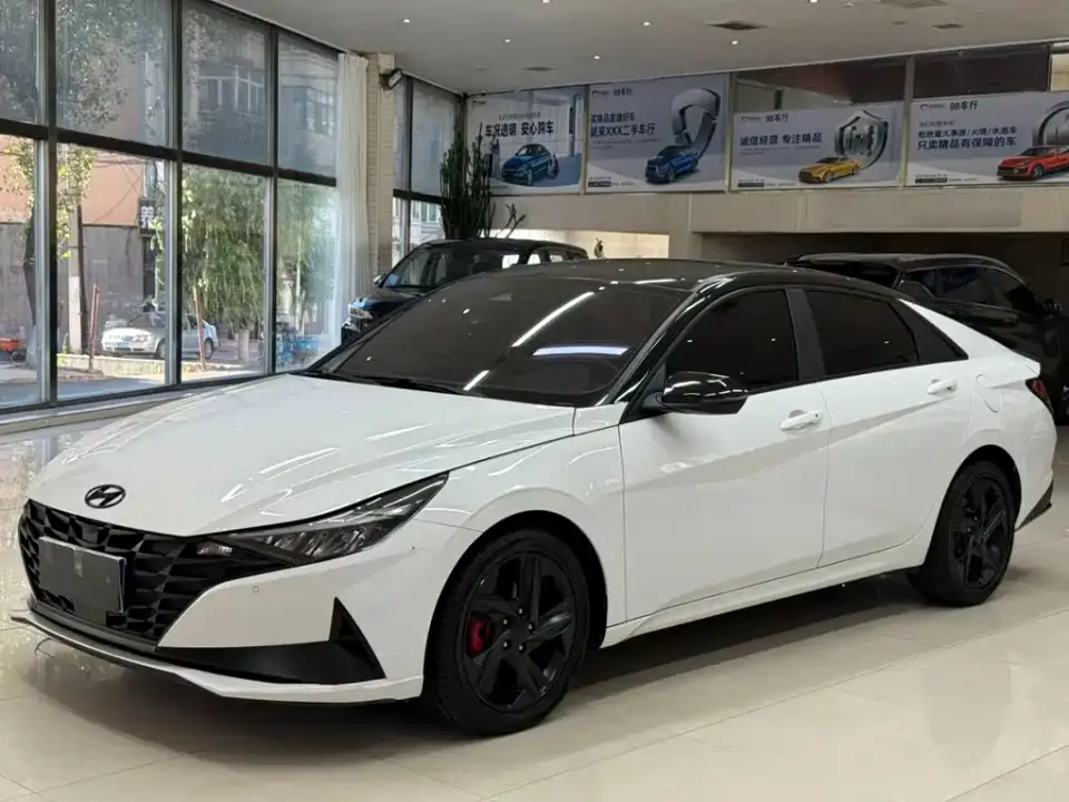 Hyundai Elantra 1.5L CVT 20th Anniversary Edition 2023