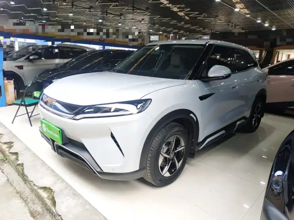 BYD Yuan UP 401KM Leading Edition 2024