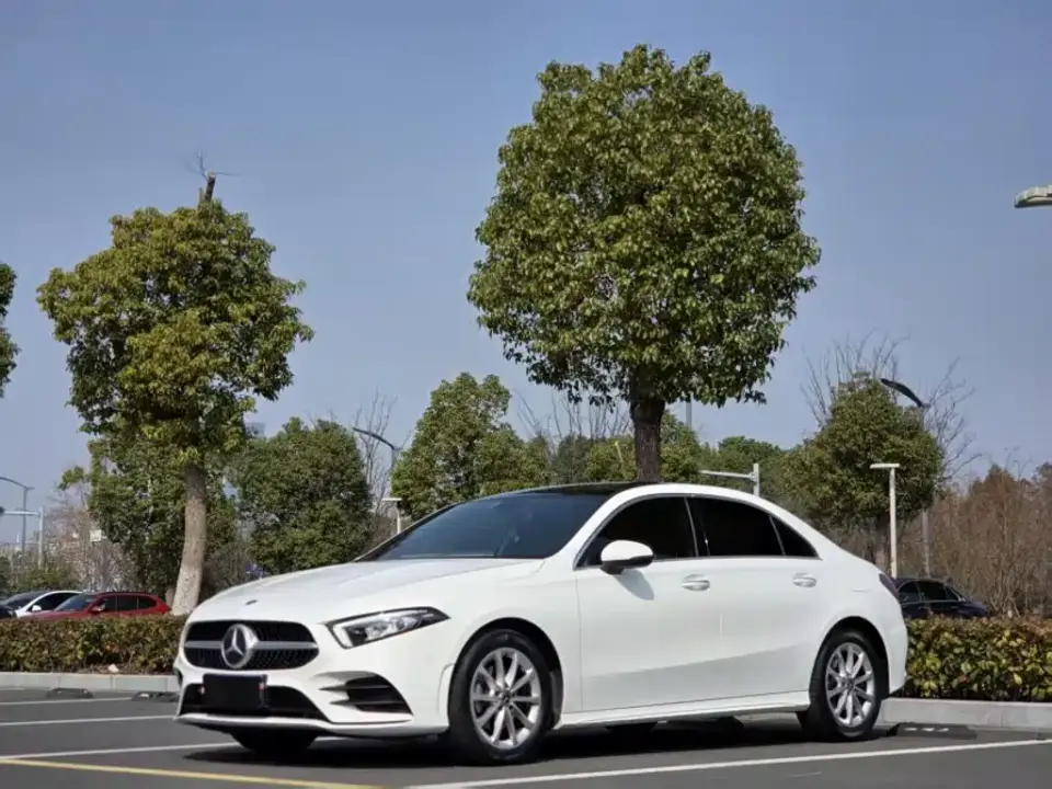 Mercedes-Benz A-Class Facelift A 200 L Sport Sedan Fashion Style 2022