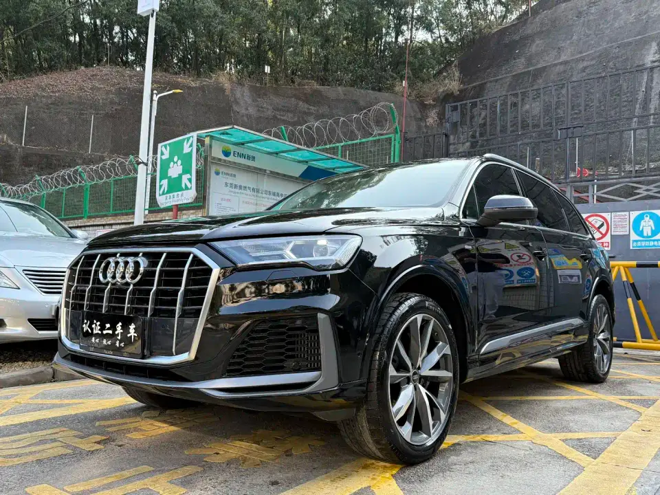 Audi Q7 55 TFSI quattro S line Sport 2023