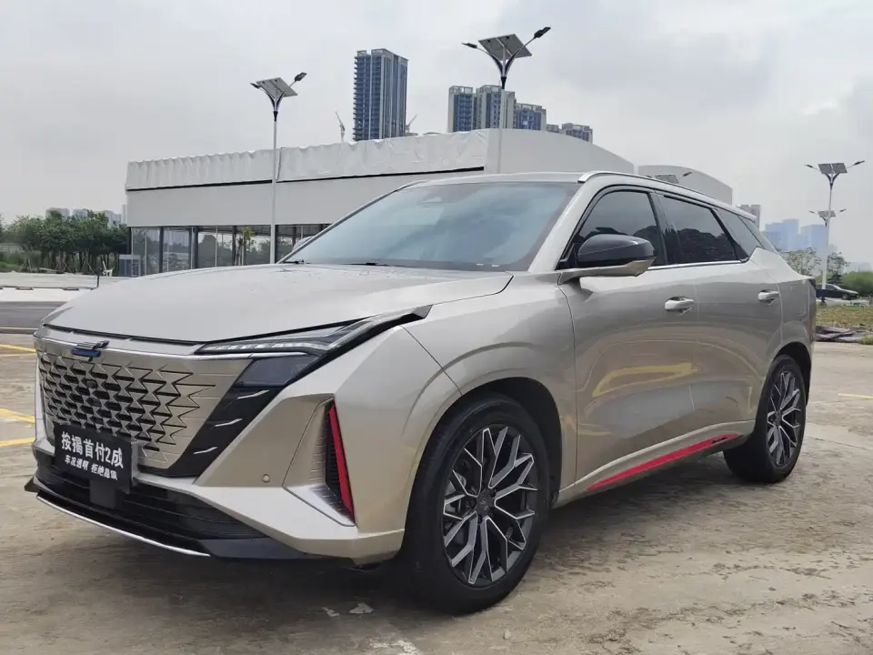 Changan Oshan Z6 Blue Whale 1.5T DCT Intelligent Leader 2023