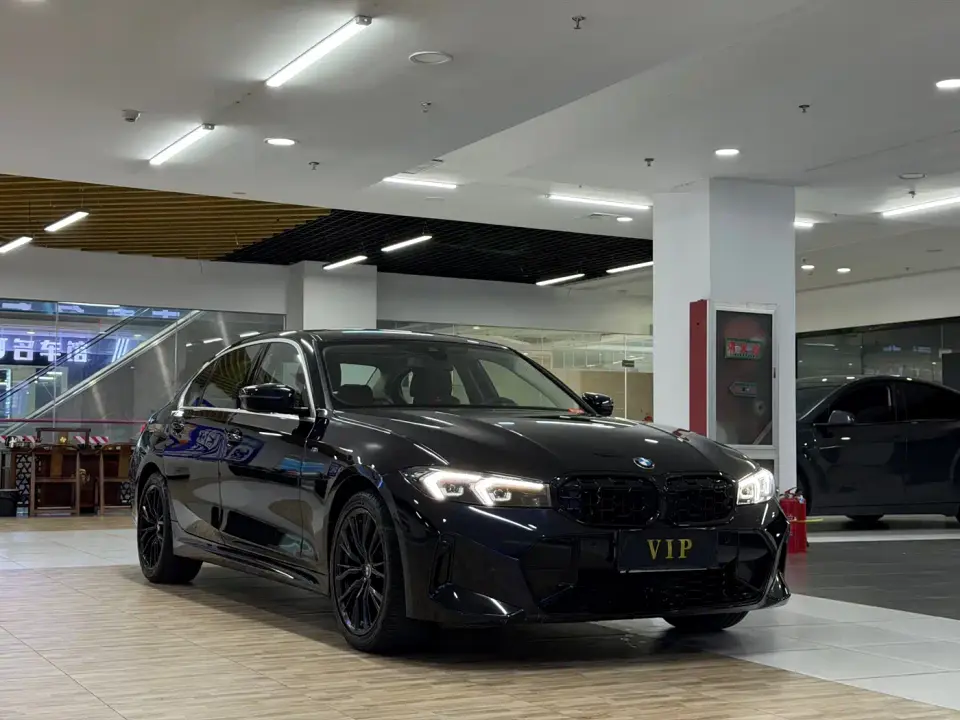 BMW 3 Series 325Li M Sport Package 2024