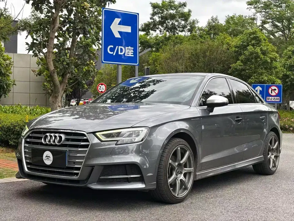 Audi A3 Limousine 35 TFSI Sport China VI 2020
