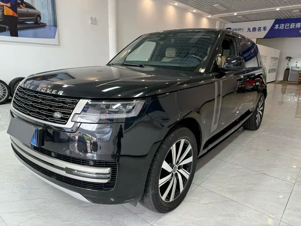 Land Rover Range Rover 3.0 L6 400PS Golden Age Long Wheelbase 2023