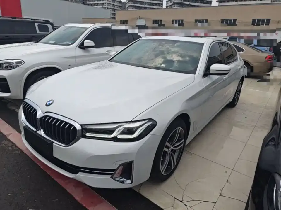 BMW 5 Series Facelift 530Li xDrive Luxury Package 2023