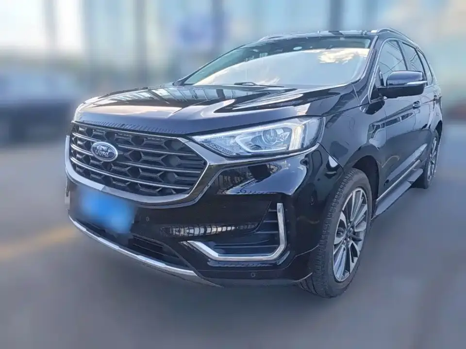 Ford Edge PLUS EcoBoost 245 FWD Luxury Sharp 7-seater 2021