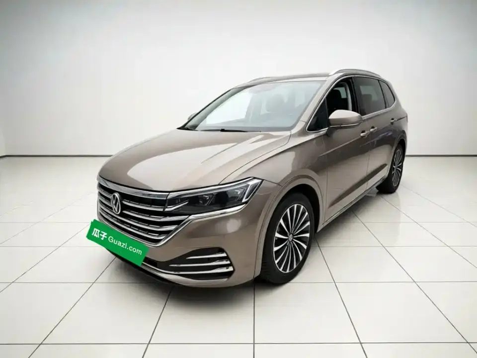 Volkswagen Viloran 380TSI Premium 2020