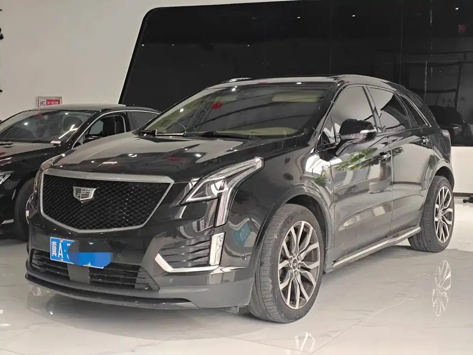 Cadillac XT5 2.0T 4WD Platinum Edition 2021