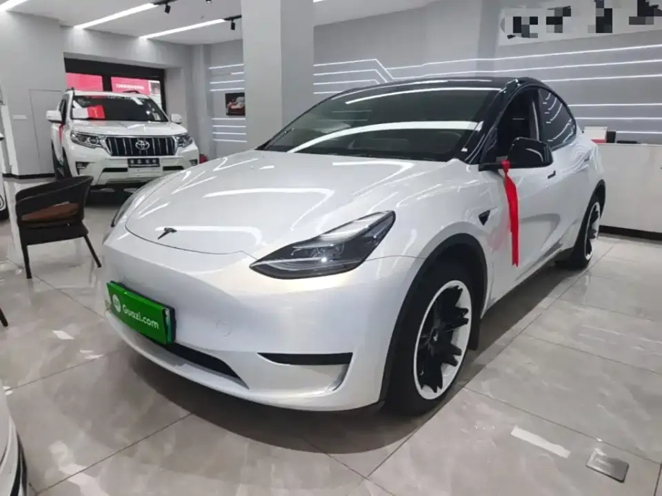 Tesla Model Y Facelift Rear-Wheel Drive Version 2023